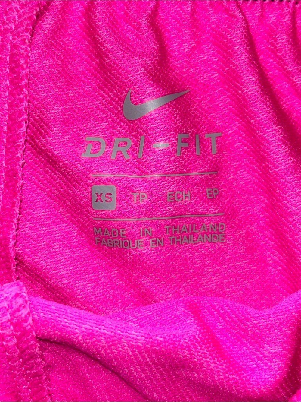 Nike girl’s Bright Pink Athletic Shorts with Branded Black Waistband size xs 4/5